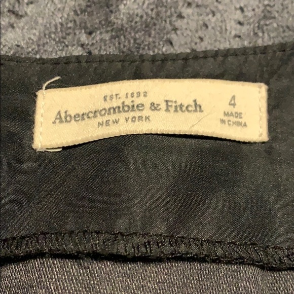 Black faux leather skirt - Picture 3 of 3